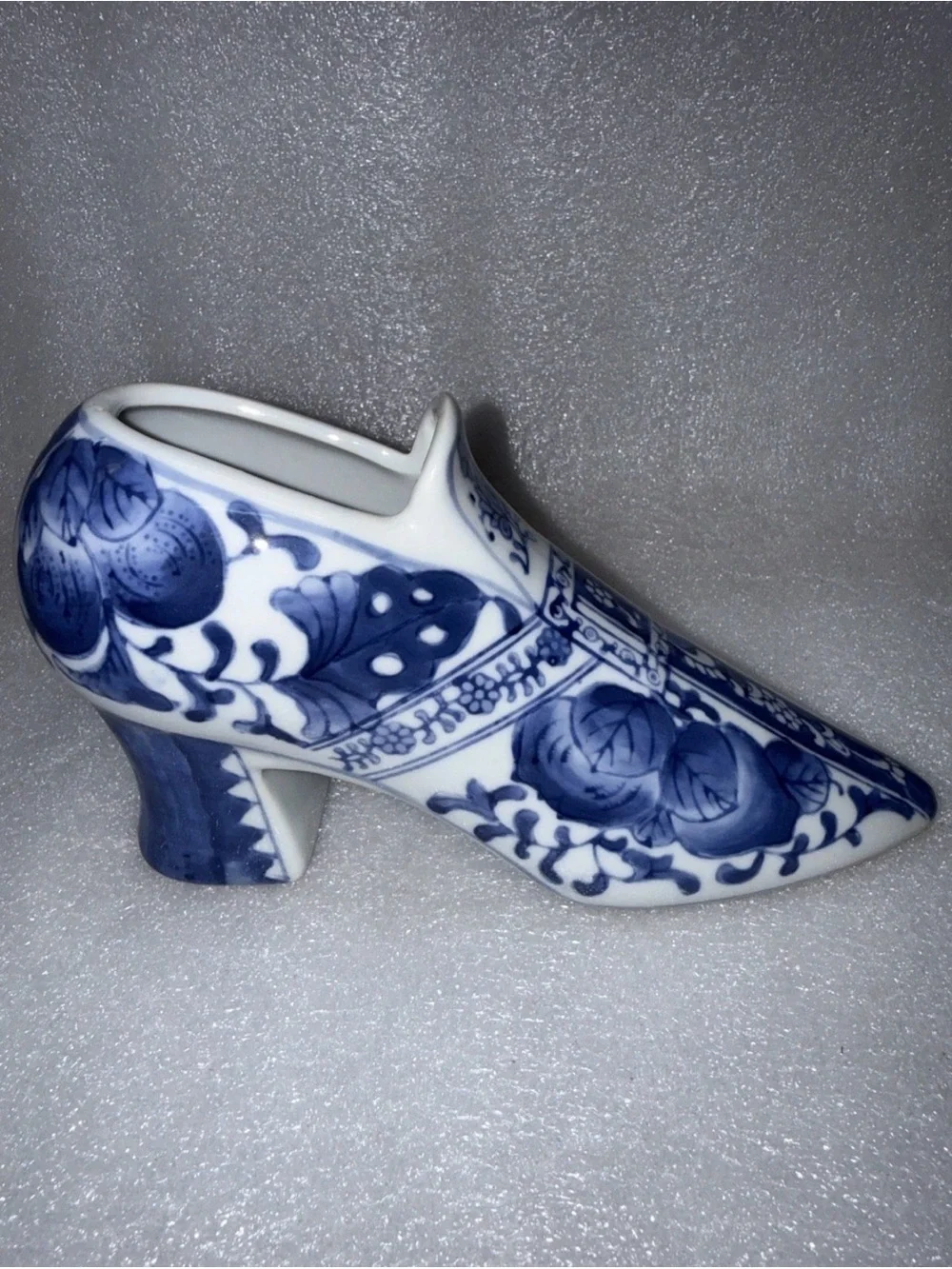 Vintage Blue & White Delft Style Porcelain Shoe Vase/ Figurine 7.5”x4”